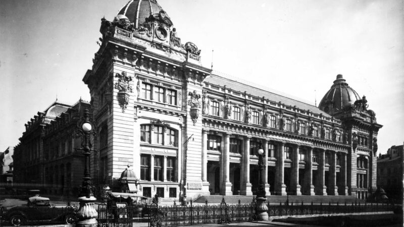 1930, Palatul Poștelor